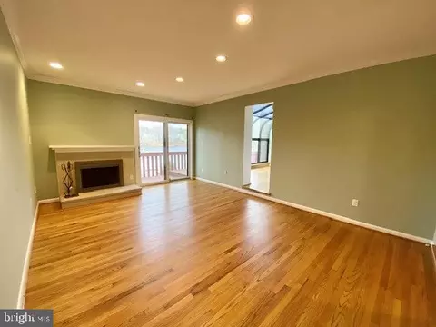 11068 Thrush Ridge Rd, Reston, VA 20191 photo 9