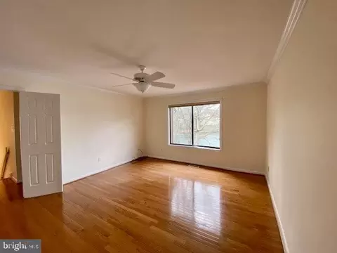 11068 Thrush Ridge Rd, Reston, VA 20191 photo 17