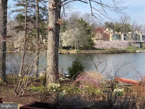 11068 Thrush Ridge Rd, Reston, VA 20191 photo 43