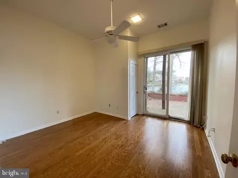 11068 Thrush Ridge Rd, Reston, VA 20191 photo 32