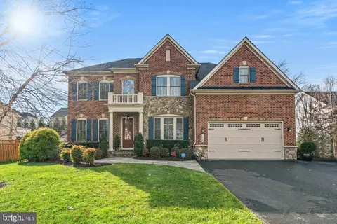 1409 Dade Ln, Alexandria, VA 22308