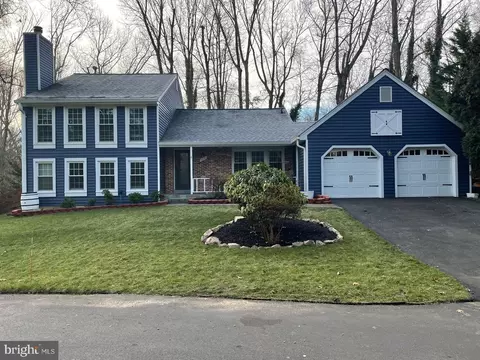 9919 Coffer Woods Rd, Burke, VA 22015
