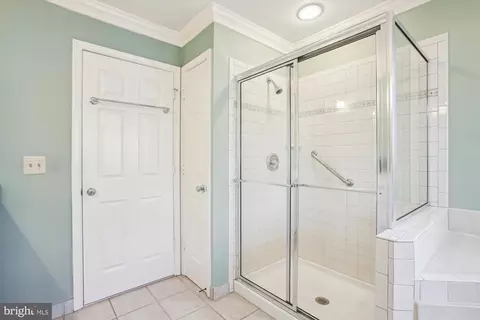 Bath - 7816 Valleyfield Dr, Springfield, VA 22153 photo 5 of 6