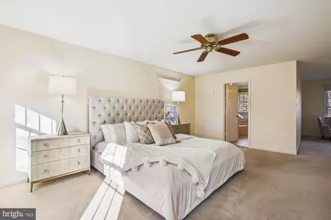 Bedroom - 7816 Valleyfield Dr, Springfield, VA 22153 photo 1 of 10