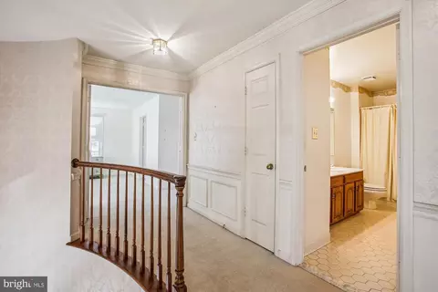 Entry Way - 7816 Valleyfield Dr, Springfield, VA 22153 photo 5 of 5