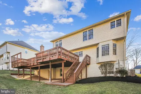Exterior - 7816 Valleyfield Dr, Springfield, VA 22153 photo 15 of 15
