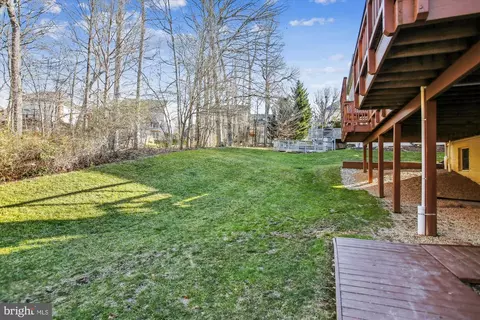Exterior - 7816 Valleyfield Dr, Springfield, VA 22153 photo 6 of 15