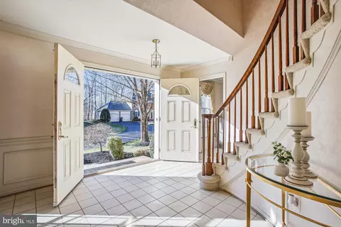 Entry Way - 7816 Valleyfield Dr, Springfield, VA 22153 photo 1 of 5
