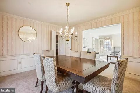 Dining - 7816 Valleyfield Dr, Springfield, VA 22153 photo 2 of 4