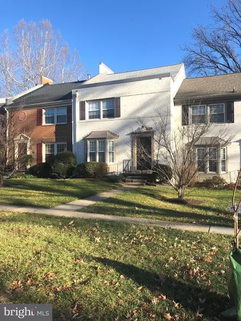 8314 Garfield Ct, Springfield, VA 22152 photo 7