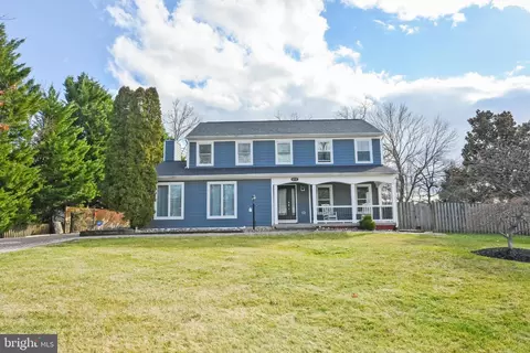 8719 Lorfax Dr, Lorton, VA 22079