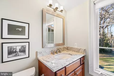1211 Corbin Ct, Mclean, VA 22101 photo 34