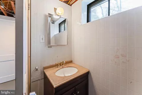 7438 Grace St, Springfield, VA 22150 photo 30