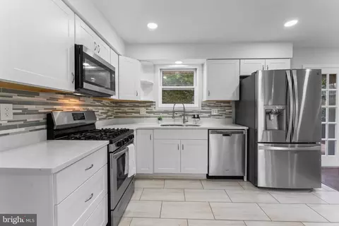 7438 Grace St, Springfield, VA 22150 photo 18
