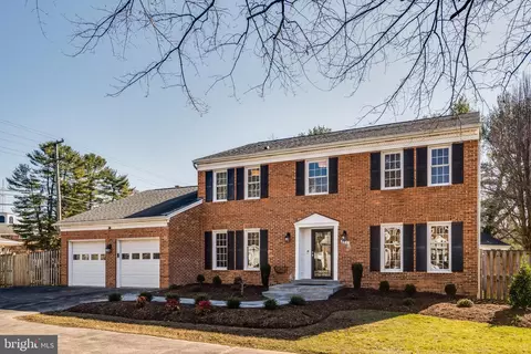 6421 Linway Ter, Mclean, VA 22101