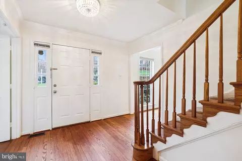 6144 Farver Rd, Mclean, VA 22101 photo 4