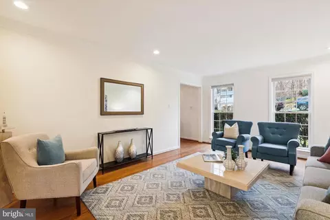 6144 Farver Rd, Mclean, VA 22101 photo 8