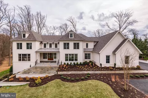 8423 Brook Rd, Mclean, VA 22102