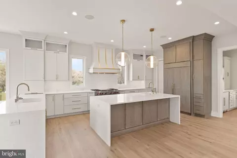 Other - 1712 Dalewood Pl, Mclean, VA 22101 photo 3 of 17