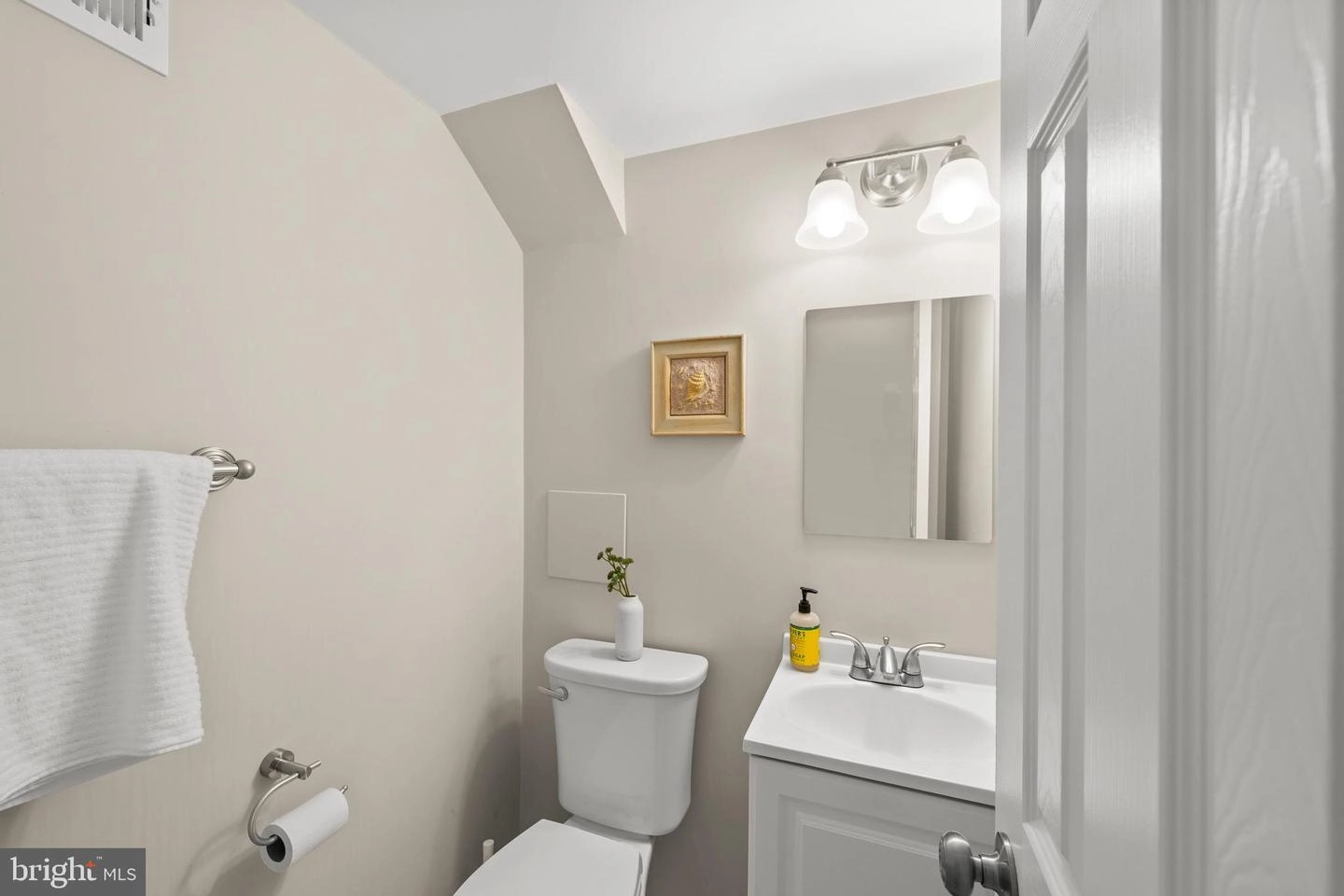 8120 Old Oaks Dr, Springfield, VA 22152 photo 52