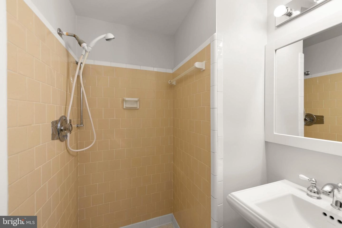 8120 Old Oaks Dr, Springfield, VA 22152 photo 36