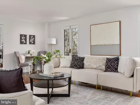 Living - 4078 Rosamora Ct, Mclean, VA 22101 photo 1 of 11