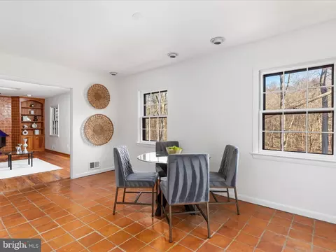 Dining - 4078 Rosamora Ct, Mclean, VA 22101 photo 3 of 3