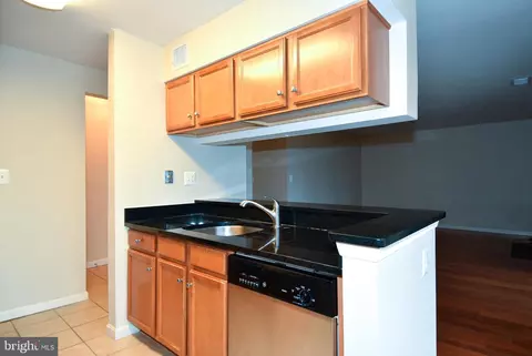 Kitchen - 1782 Jonathan Way #1782E, Reston, VA 20190 photo 3 of 5