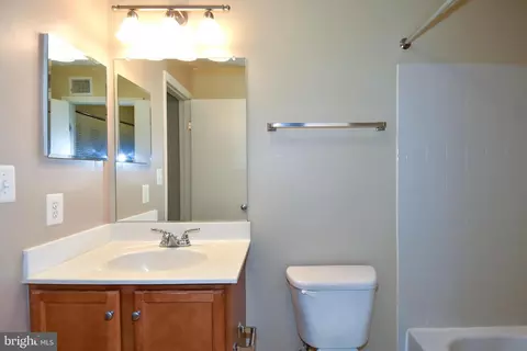 Bath - 1782 Jonathan Way #1782E, Reston, VA 20190 photo 1 of 5