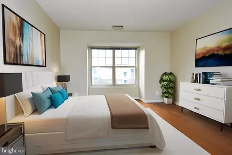 Bedroom - 1782 Jonathan Way #1782E, Reston, VA 20190 photo 3 of 4