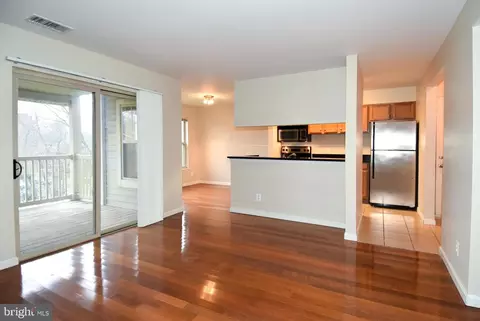 Living - 1782 Jonathan Way #1782E, Reston, VA 20190 photo 7 of 7