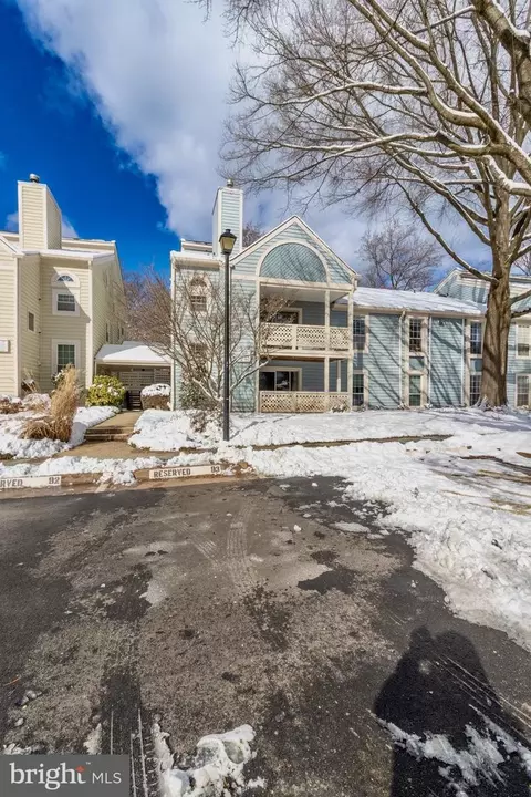 7634 Willow Point Dr #7634, Falls Church, VA 22042