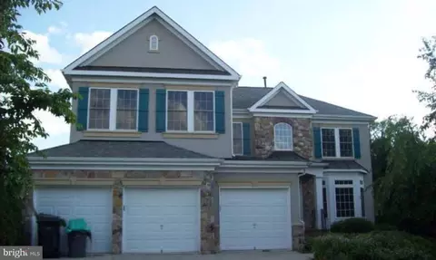 13711 Monet Ct, Chantilly, VA 20151