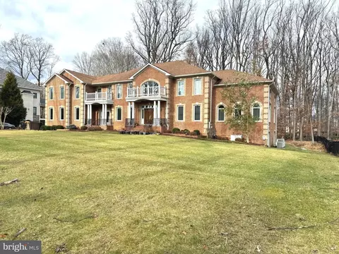 7108 Benjamin St, Mclean, VA 22101 photo 1