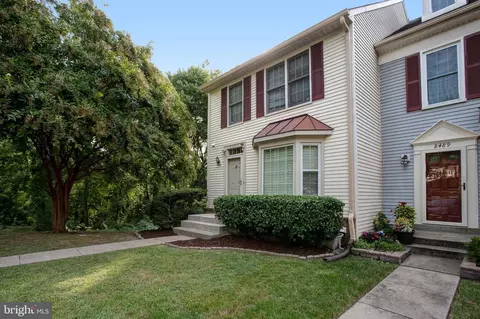 8487 Canyon Oak Dr, Springfield, VA 22153 photo 2