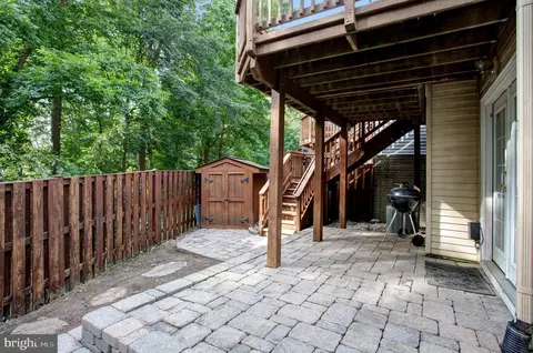 8487 Canyon Oak Dr, Springfield, VA 22153 photo 4