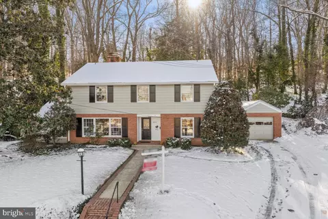 6916 Tulsa Ct, Alexandria, VA 22307