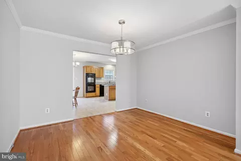 13141 Ashnut Ln, Herndon, VA 20171 photo 7