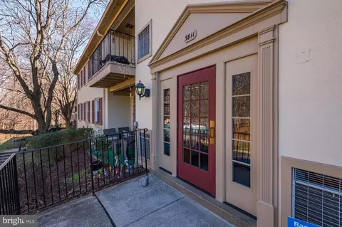 5811 F Cambridge Dr #675, Springfield, VA 22152