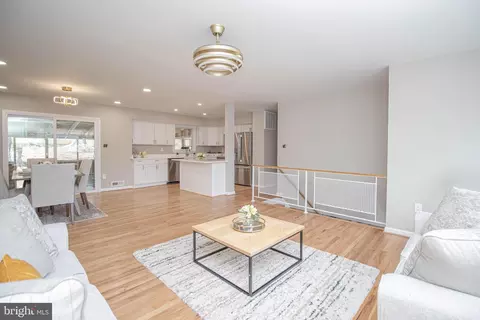 Living - 7834 Brompton St, Springfield, VA 22152 photo 3 of 5