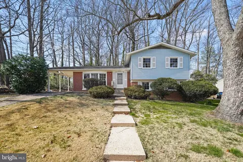 6214 Bardu Ave, Springfield, VA 22152