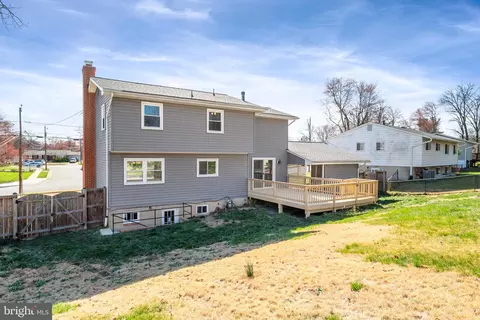 Exterior - 6006 Rivanna Dr, Springfield, VA 22150 photo 9 of 10