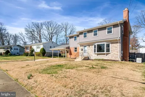Exterior - 6006 Rivanna Dr, Springfield, VA 22150 photo 4 of 10