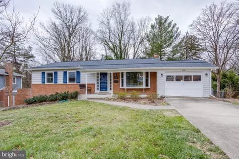 5037 King Richard Dr, Annandale, VA 22003