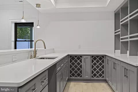 Kitchen - 1434 Colleen Ln, Mclean, VA 22101 photo 6 of 6
