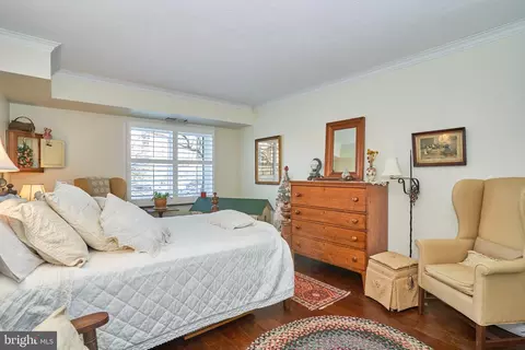 Bedroom - 8360 Greensboro Dr #221, Mclean, VA 22102 photo 2 of 2