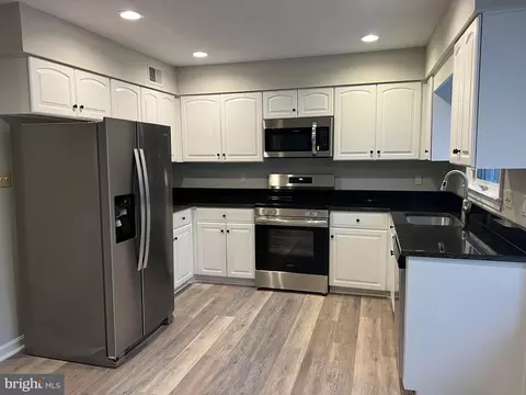 8720 Evangel Dr, Springfield, VA 22153 photo 54