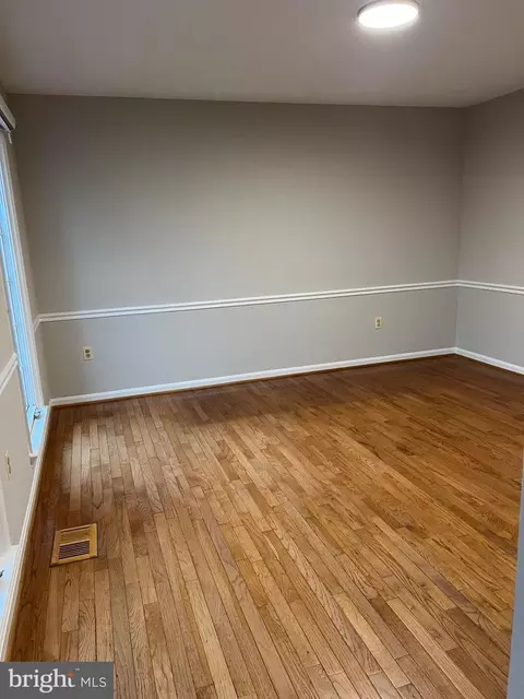 8720 Evangel Dr, Springfield, VA 22153 photo 68