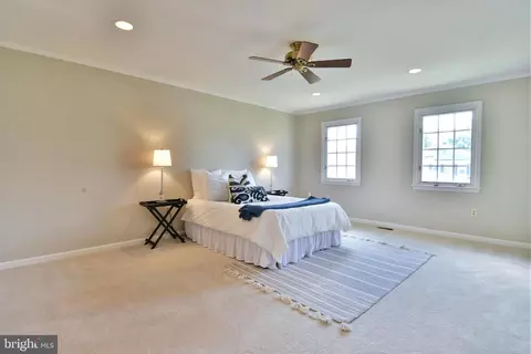 8720 Evangel Dr, Springfield, VA 22153 photo 22
