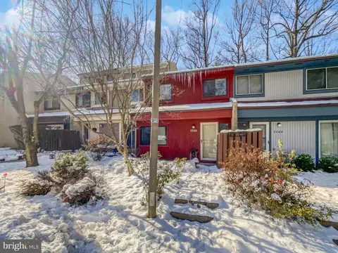 2268 White Cornus Ln, Reston, VA 20191 photo 17